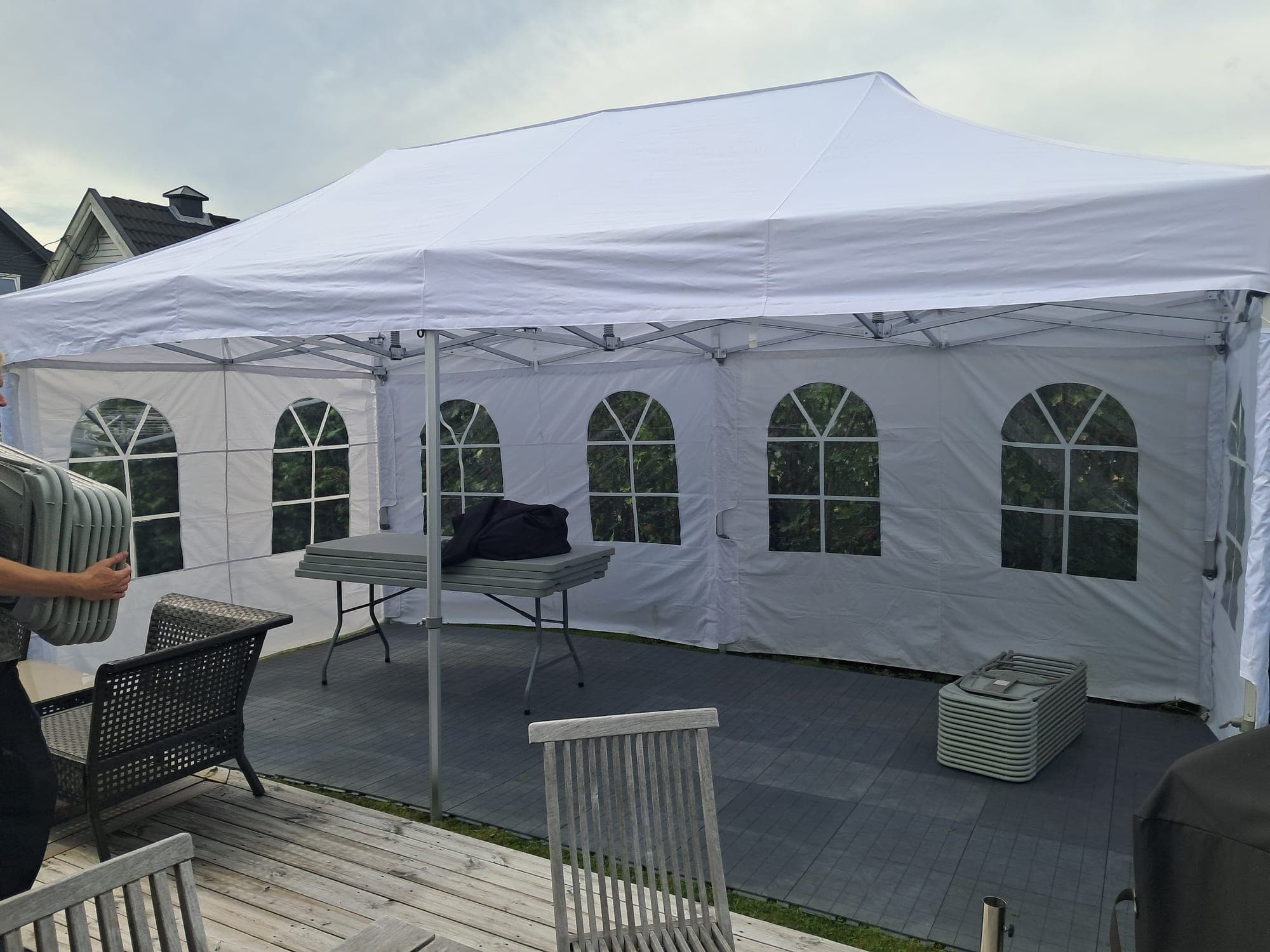 3 × 6 m party tent set up for an event – photo 1