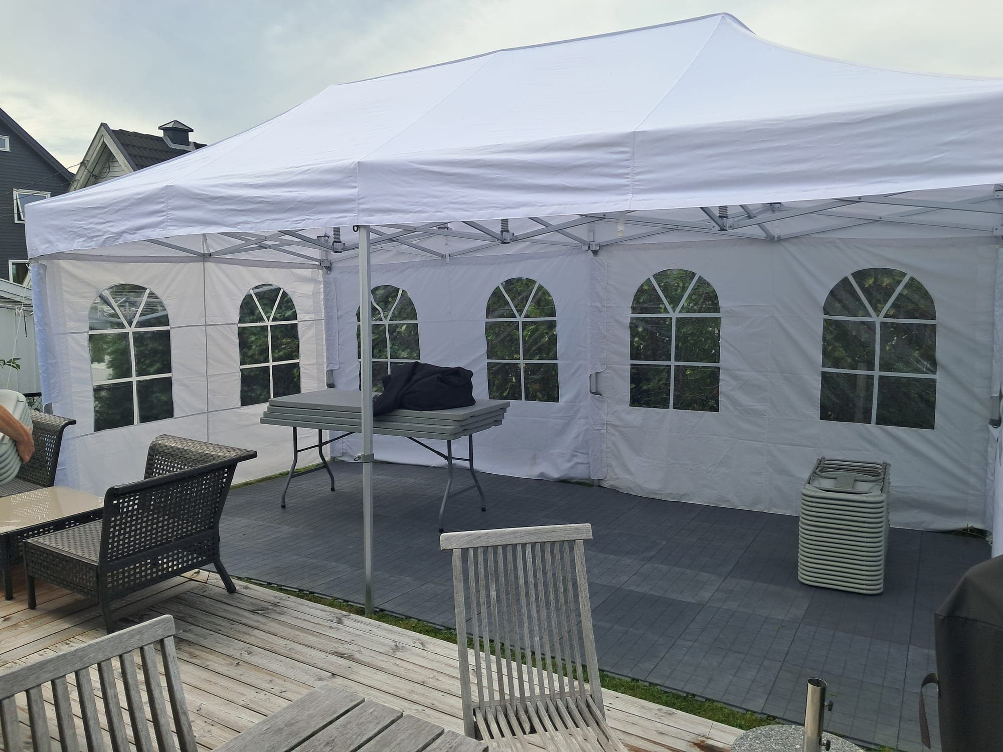 3 × 6 m party tent set up for an event – photo 2