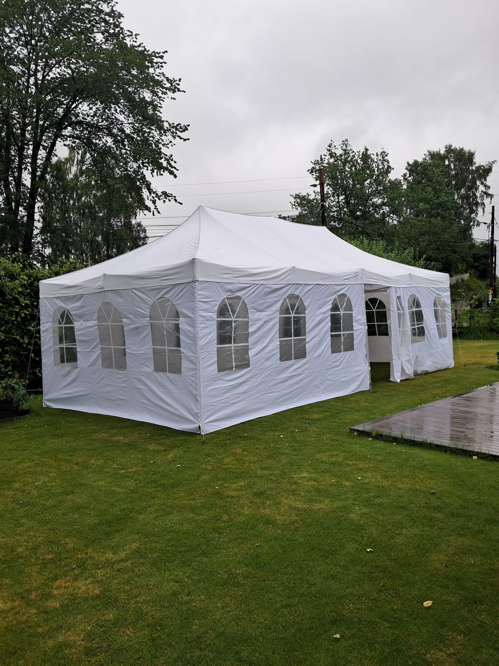 4,5 × 9 m party tent set up for an event – photo 10