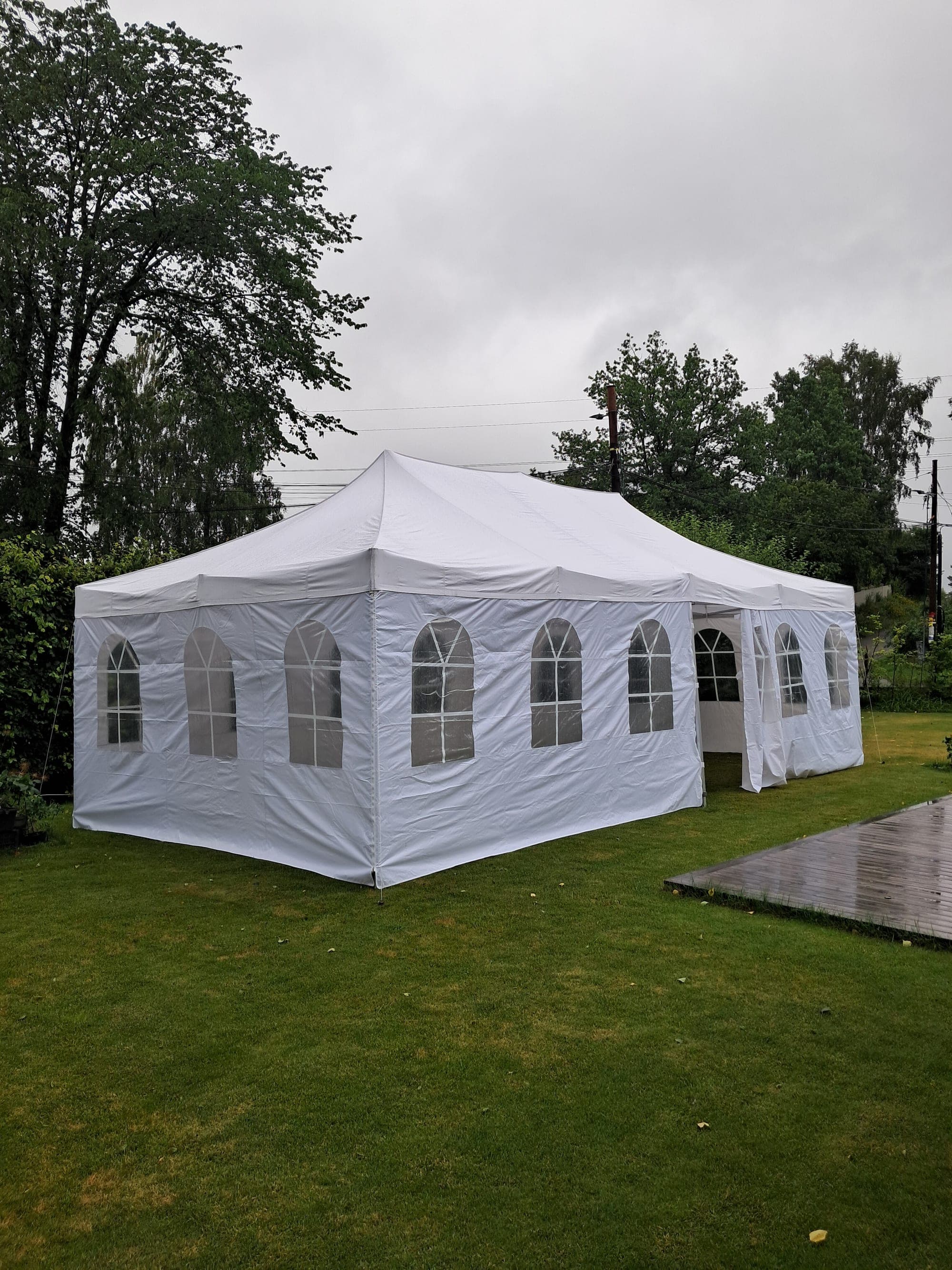 4,5 × 9 m party tent set up for an event – photo 11
