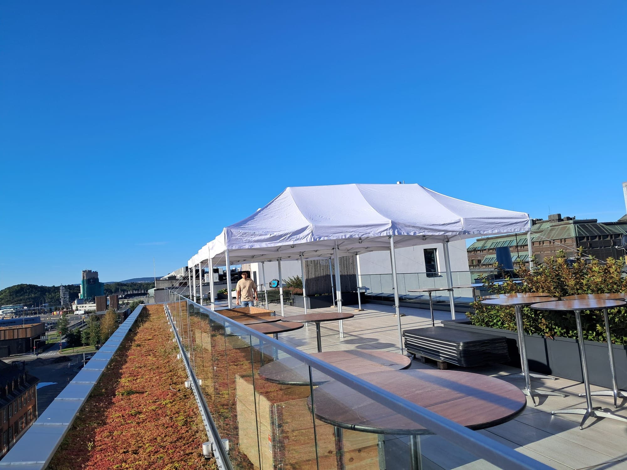 6 × 12 meter partytelt satt opp til arrangement – bilde 7