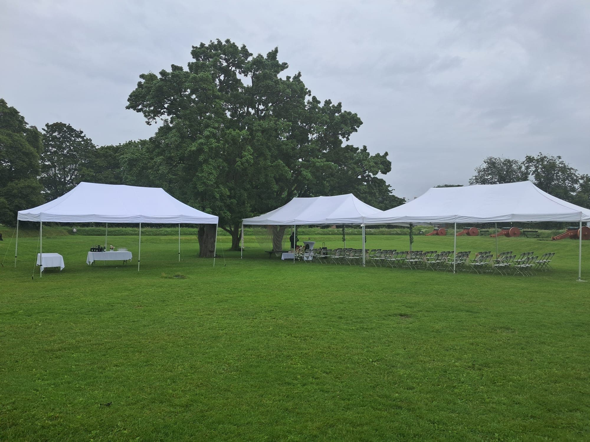 Party tent delivered to an event at Akershus Fortress – photo 9