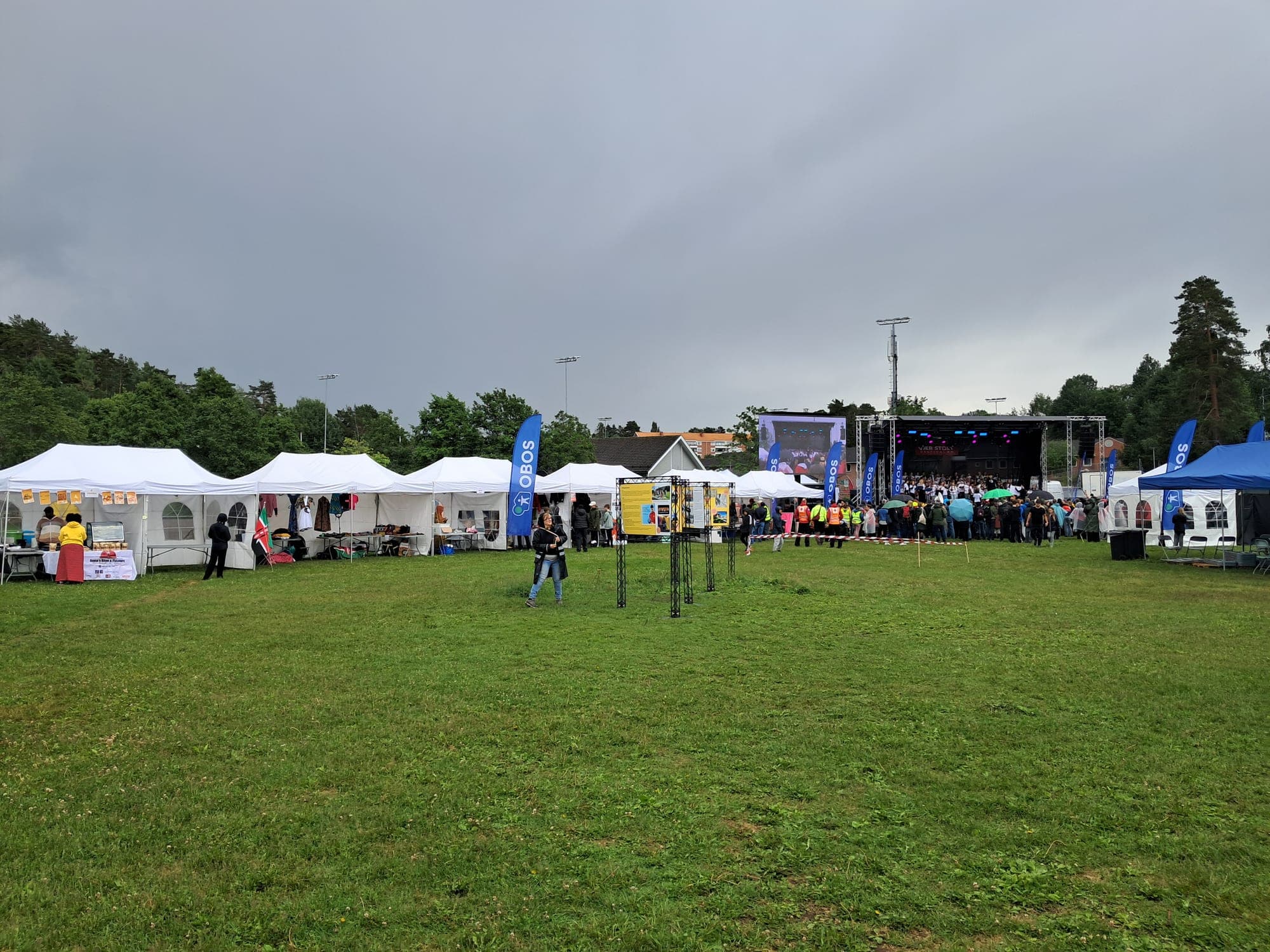 Partytelt på festival – bilde 5