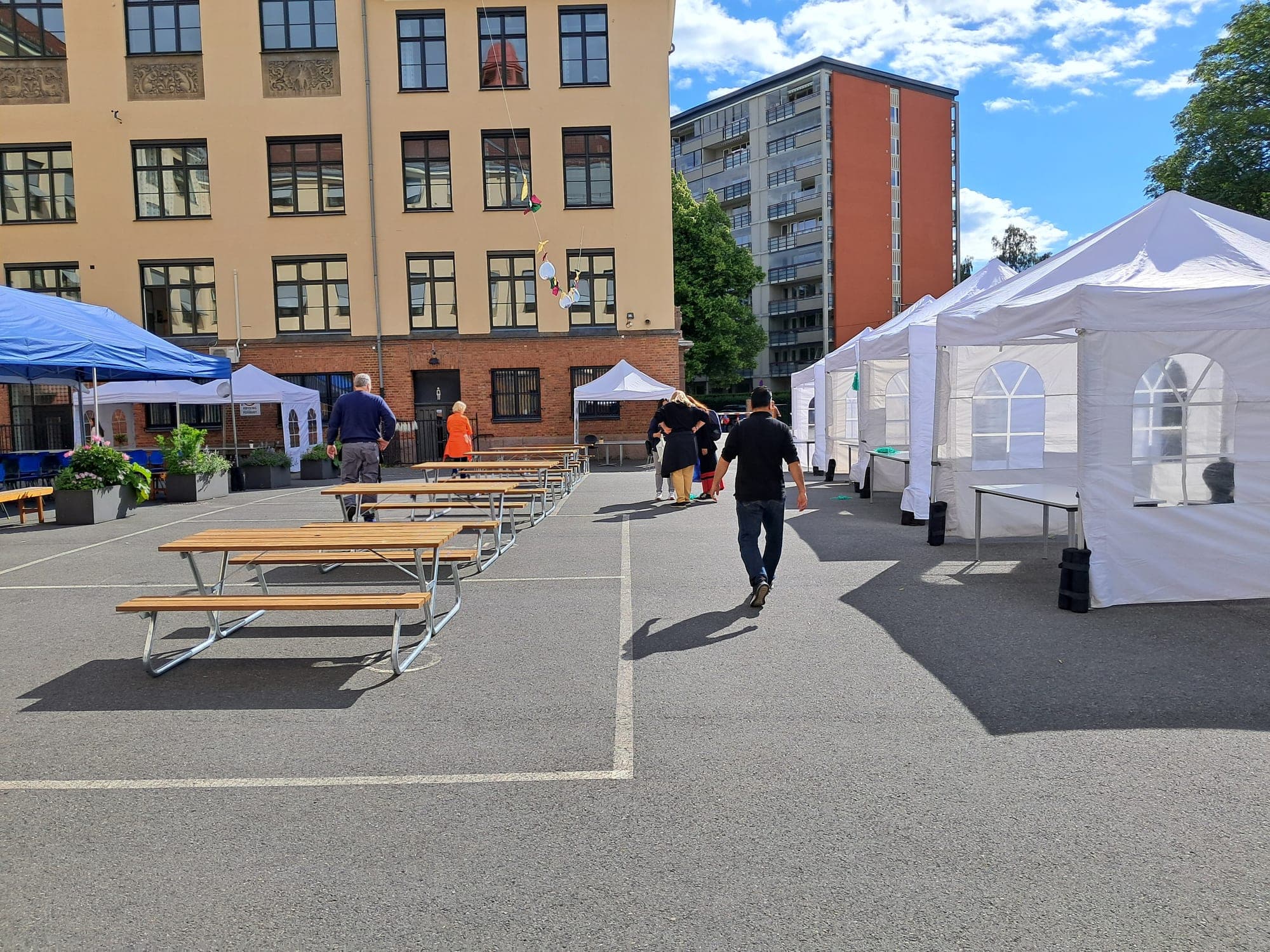 Partytelt til skoleavslutning – bilde 15